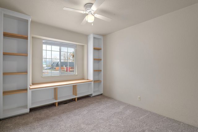 1517 Molly Lane, Grants Pass, OR 97527