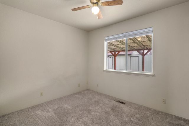 1517 Molly Lane, Grants Pass, OR 97527