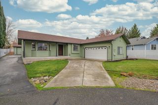 1517 Molly Lane, Grants Pass, OR 97527