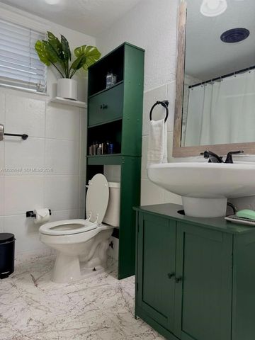 1530 NE 191st Street 241, Miami, FL 33179