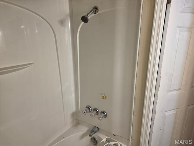 419 Garrison Avenue, Cahokia, IL 62206