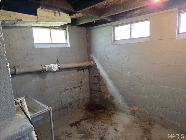 419 Garrison Avenue, Cahokia, IL 62206