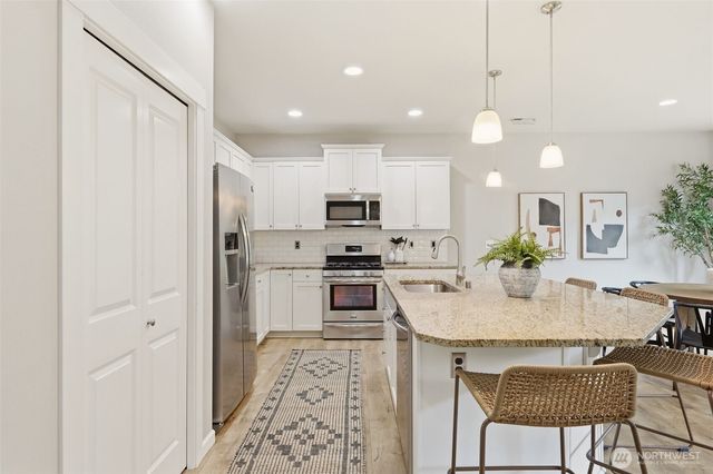 9649 15th Place SE, Lake Stevens, WA 98258