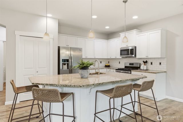 9649 15th Place SE, Lake Stevens, WA 98258