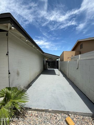 10020 N 52ND Drive, Glendale, AZ 85302