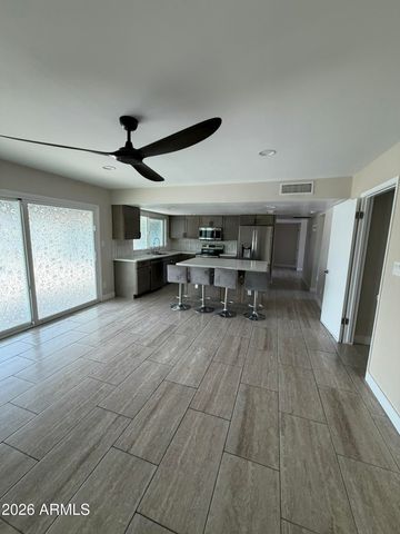 10020 N 52ND Drive, Glendale, AZ 85302