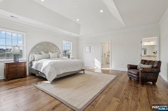 22 Woodmere Road, Upper Saddle River, NJ 07458