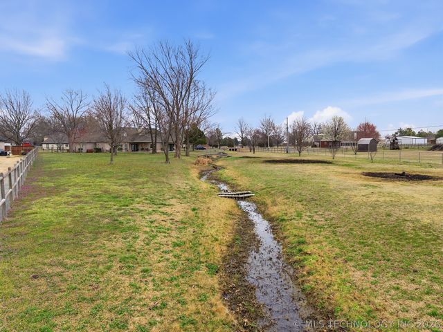 8228 N 175th Avenue E, Owasso, OK 74055