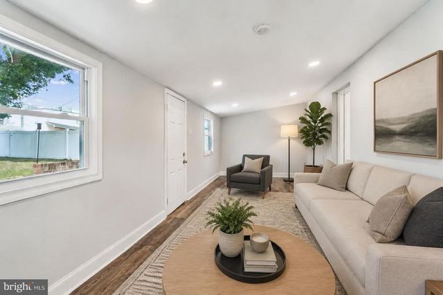 110 HARVARD RD, Hagerstown, MD 21742