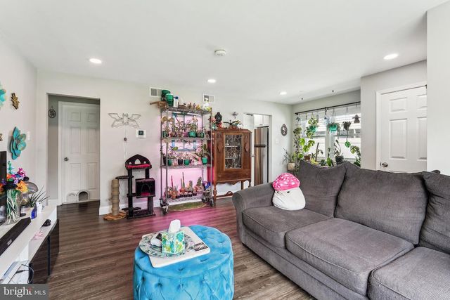 110 HARVARD RD, Hagerstown, MD 21742