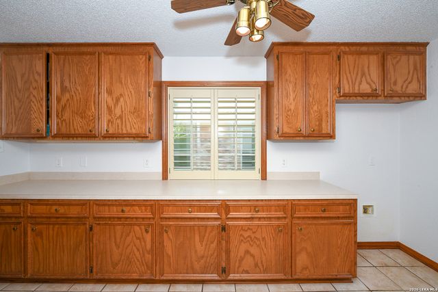 3628 Scenic Dr, Schertz, TX 78108