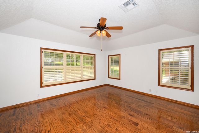 3628 Scenic Dr, Schertz, TX 78108