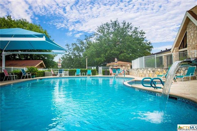3628 Scenic Dr, Schertz, TX 78108