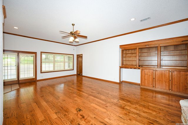 3628 Scenic Dr, Schertz, TX 78108
