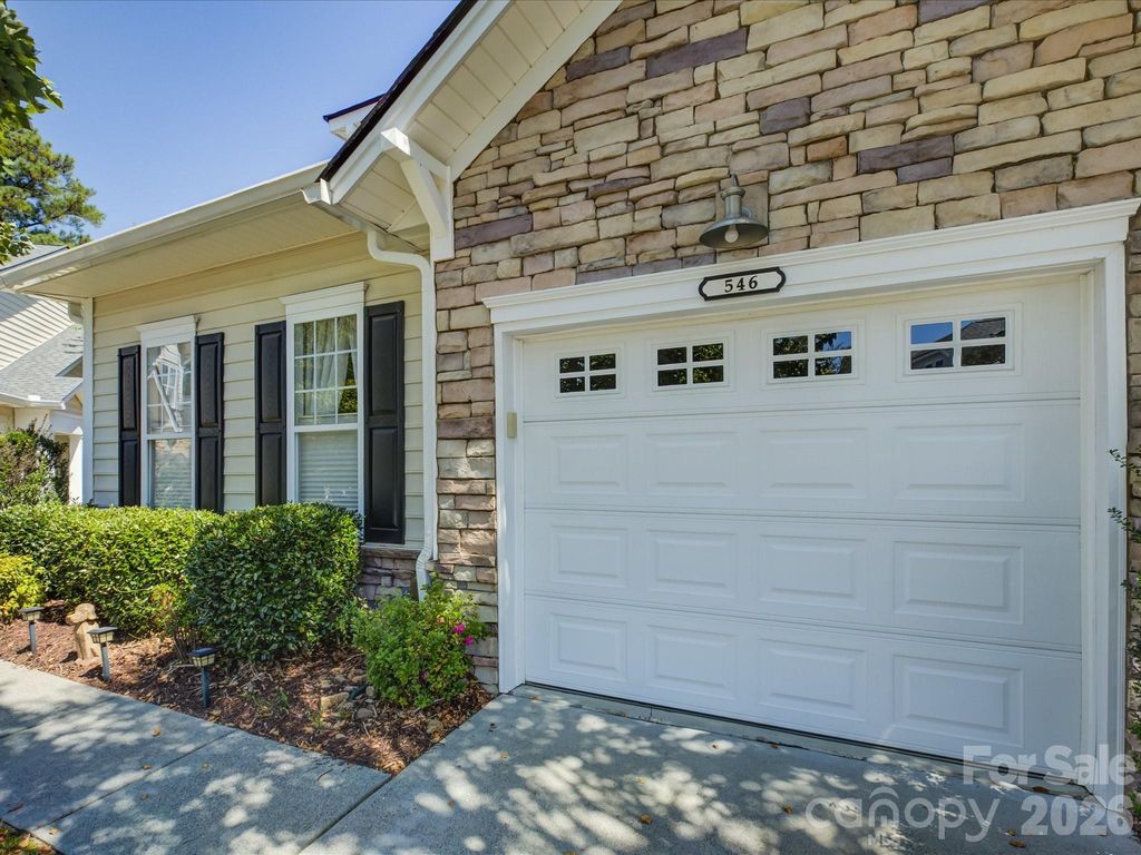 546 Pine Links Drive, Tega Cay, SC 29708