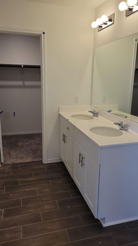 541 Pickrell LOOP, Liberty Hill, TX 78642