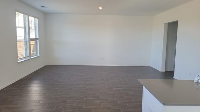 541 Pickrell LOOP, Liberty Hill, TX 78642