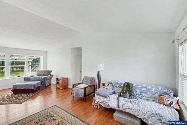 720 Del Mar Dr, Aumsville, OR 97325