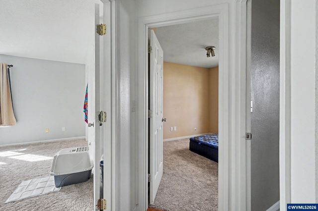 720 Del Mar Dr, Aumsville, OR 97325