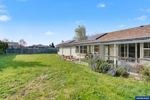 720 Del Mar Dr, Aumsville, OR 97325