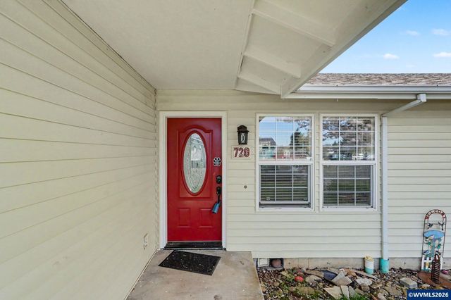 720 Del Mar Dr, Aumsville, OR 97325