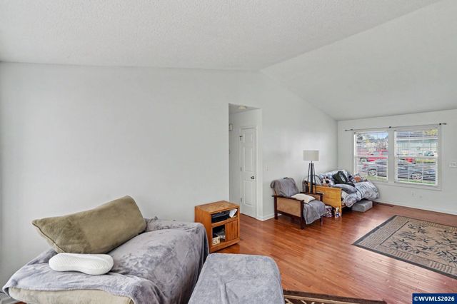 720 Del Mar Dr, Aumsville, OR 97325