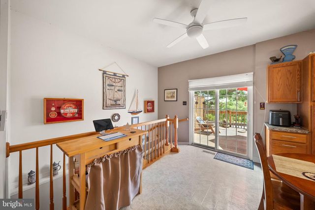 20102 HARDWOOD TER, Ashburn, VA 20147