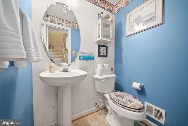 20102 HARDWOOD TER, Ashburn, VA 20147