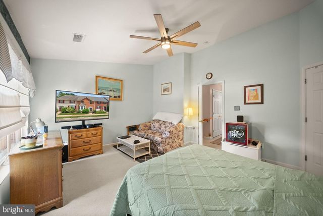 20102 HARDWOOD TER, Ashburn, VA 20147