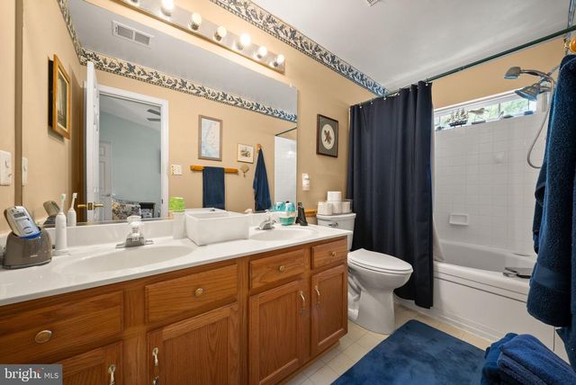 20102 HARDWOOD TER, Ashburn, VA 20147