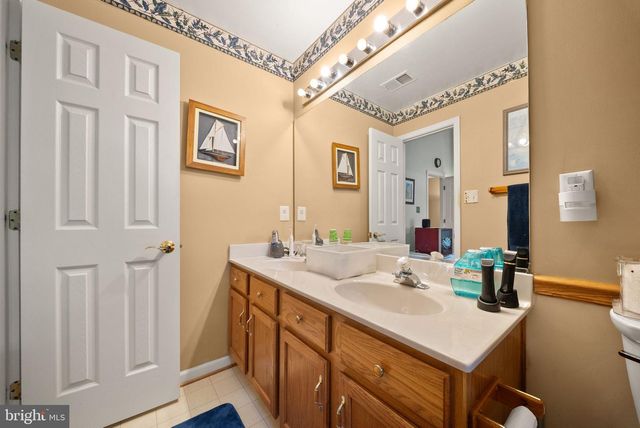 20102 HARDWOOD TER, Ashburn, VA 20147
