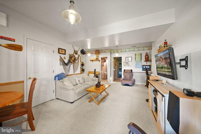 20102 HARDWOOD TER, Ashburn, VA 20147