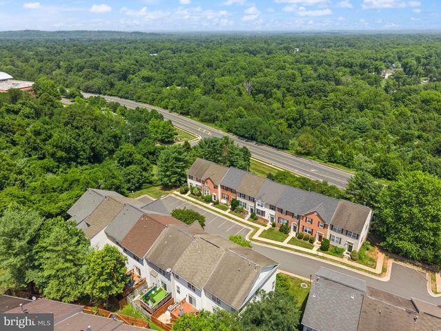 20102 HARDWOOD TER, Ashburn, VA 20147