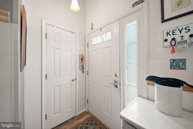 20102 HARDWOOD TER, Ashburn, VA 20147