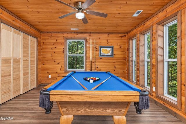 531 Gatlin Drive, Gatlinburg, TN 37738