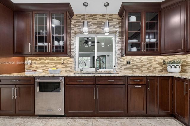 6125 SW 109th Street, Pinecrest, FL 33156