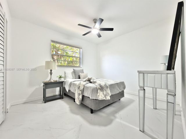 11390 NW 37th St, Coral Springs, FL 33065