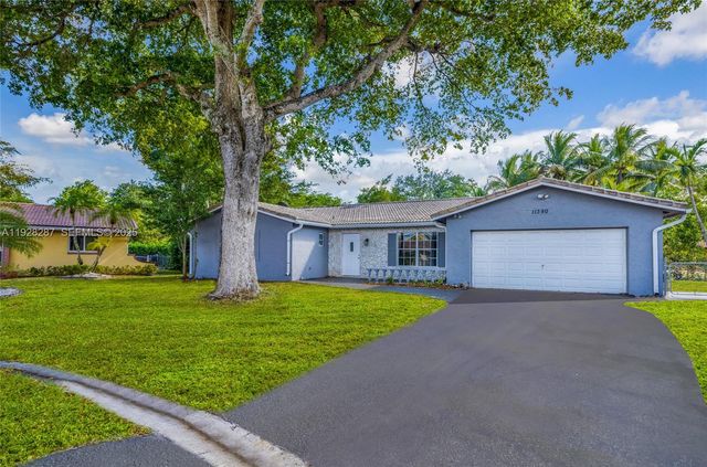 11390 NW 37th St, Coral Springs, FL 33065
