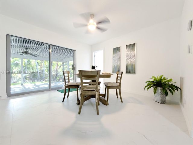 11390 NW 37th St, Coral Springs, FL 33065