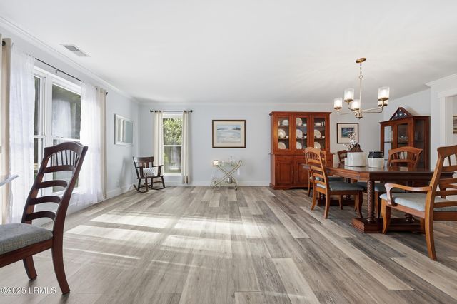 70 Pine View Drive, Bluffton, SC 29910