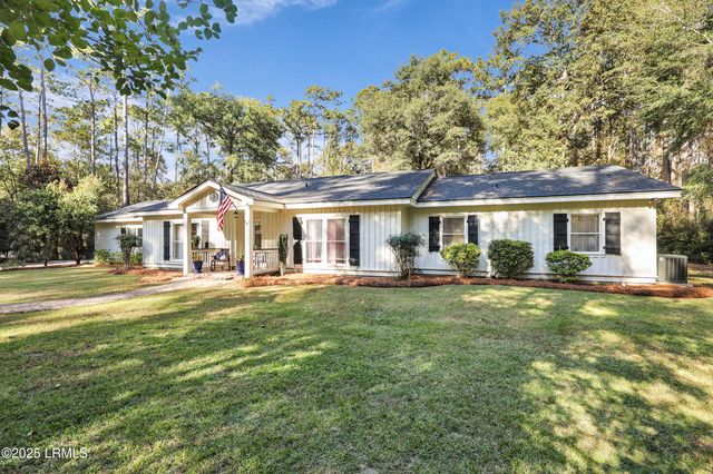 70 Pine View Drive, Bluffton, SC 29910