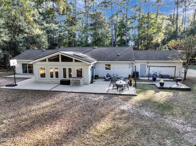 70 Pine View Drive, Bluffton, SC 29910
