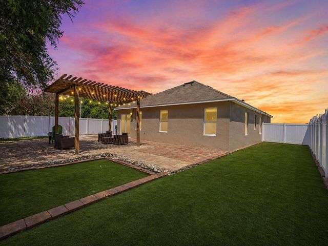 476 SQUIRES GROVE DRIVE, Winter Haven, FL 33880