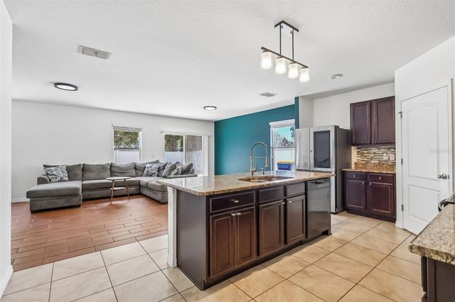 476 SQUIRES GROVE DRIVE, Winter Haven, FL 33880