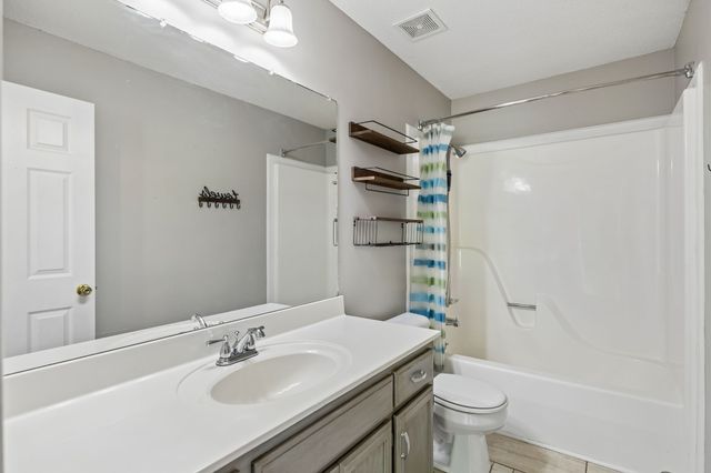 1007 Copper Kettle Cir, Pleasant View, TN 37146