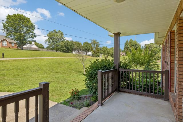 1007 Copper Kettle Cir, Pleasant View, TN 37146