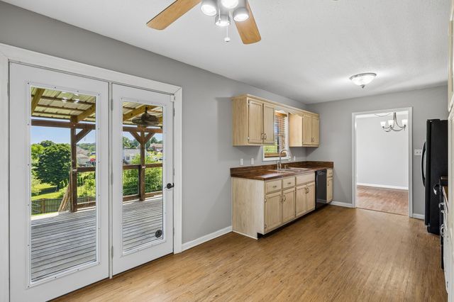 1007 Copper Kettle Cir, Pleasant View, TN 37146
