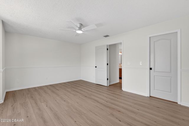 13 Ellsworth Drive, Palm Coast, FL 32164