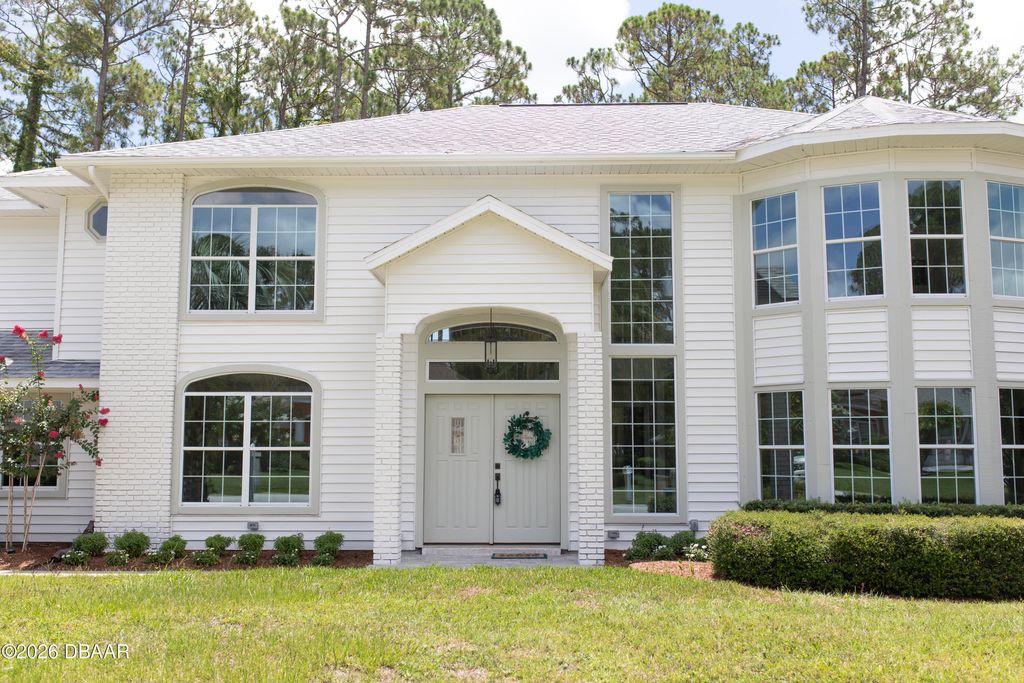 13 Ellsworth Drive, Palm Coast, FL 32164