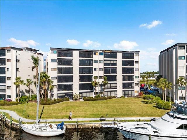 3462 Hancock Bridge PKWY 254, North Fort Myers, FL 33903